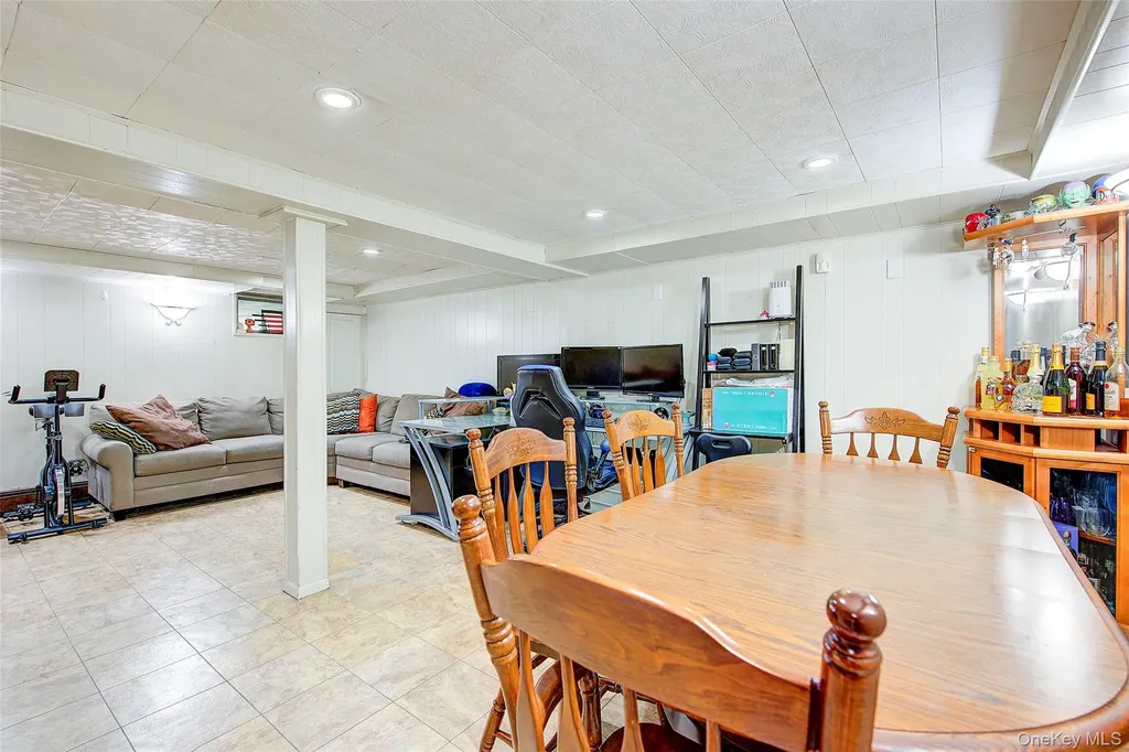 35 Jackson Avenue Bethpage NY 11714