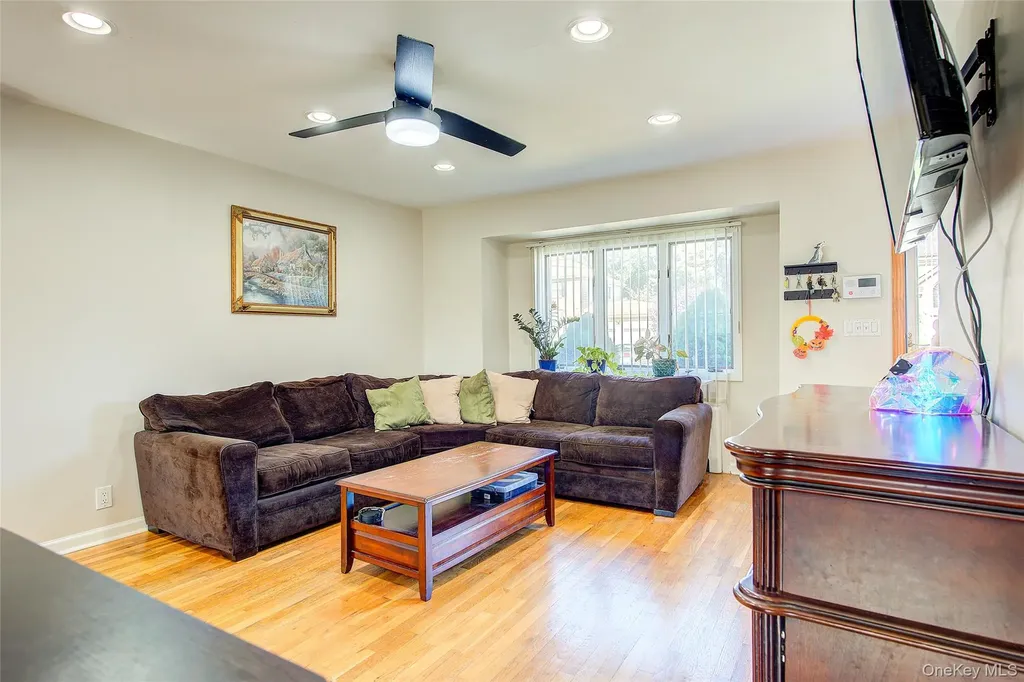 35 Jackson Avenue Bethpage NY 11714