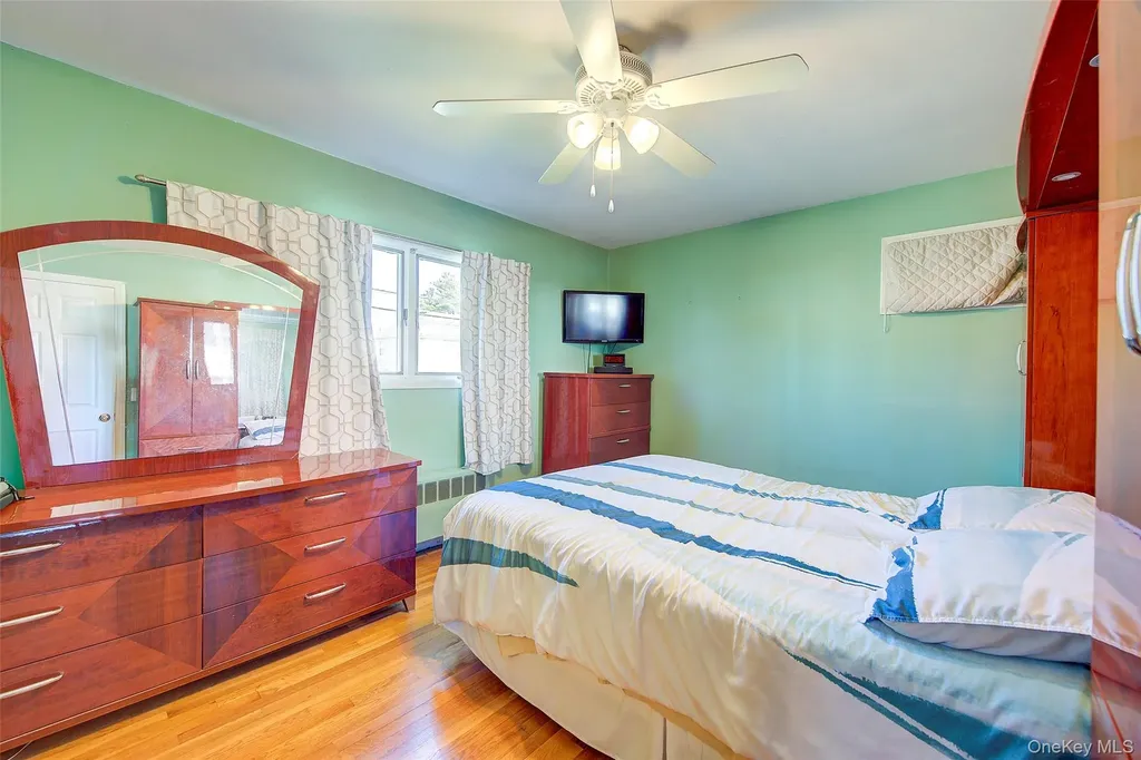 35 Jackson Avenue Bethpage NY 11714