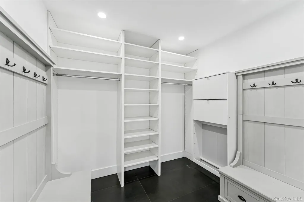 1064 Mora Place Woodmere NY 11598