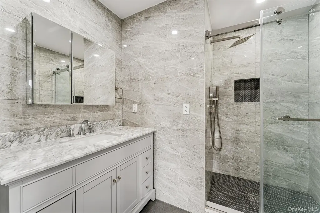 1064 Mora Place Woodmere NY 11598
