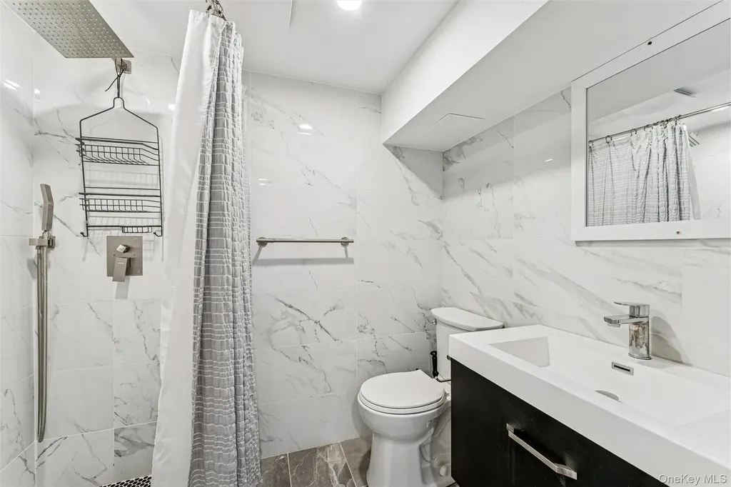 1064 Mora Place Woodmere NY 11598