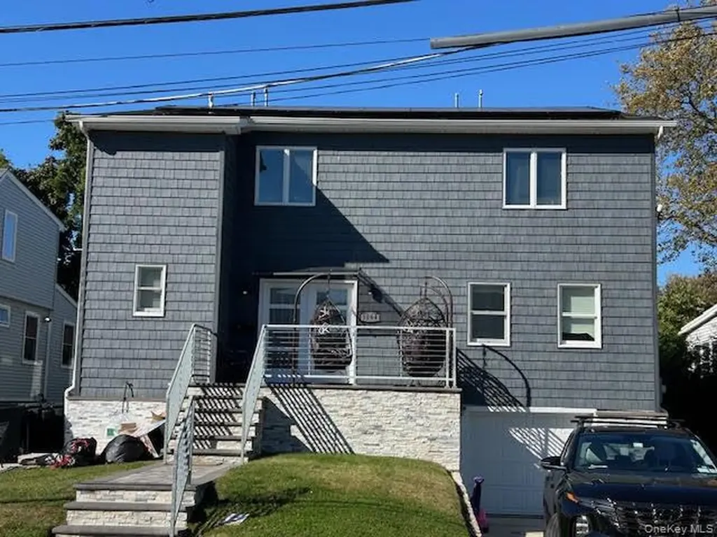 1064 Mora Place Woodmere NY 11598