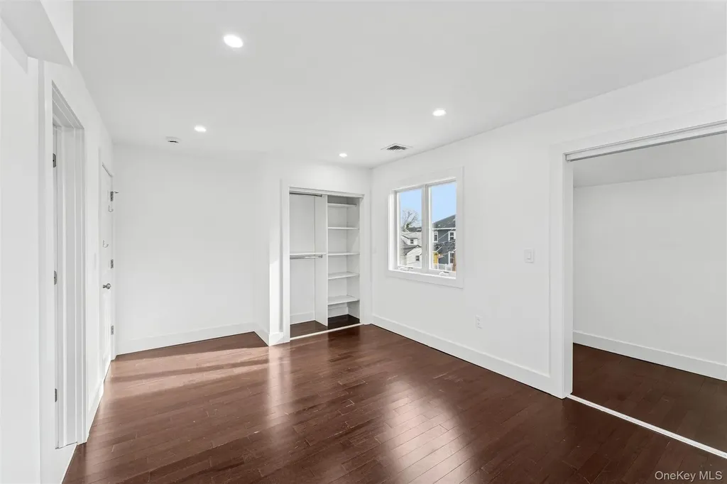 1064 Mora Place Woodmere NY 11598