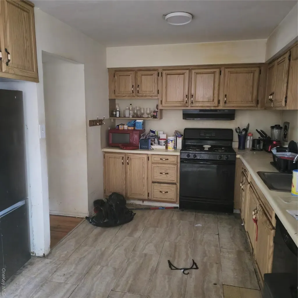 73 Lonergan Drive Suffern NY 10901