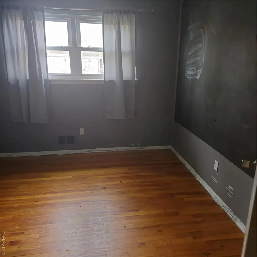 73 Lonergan Drive Suffern NY 10901