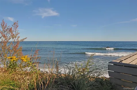 100 Deforest Road Montauk NY 11954