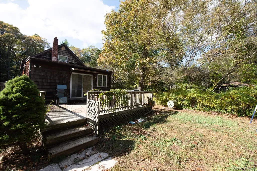137 Wood Road Centereach NY 11720