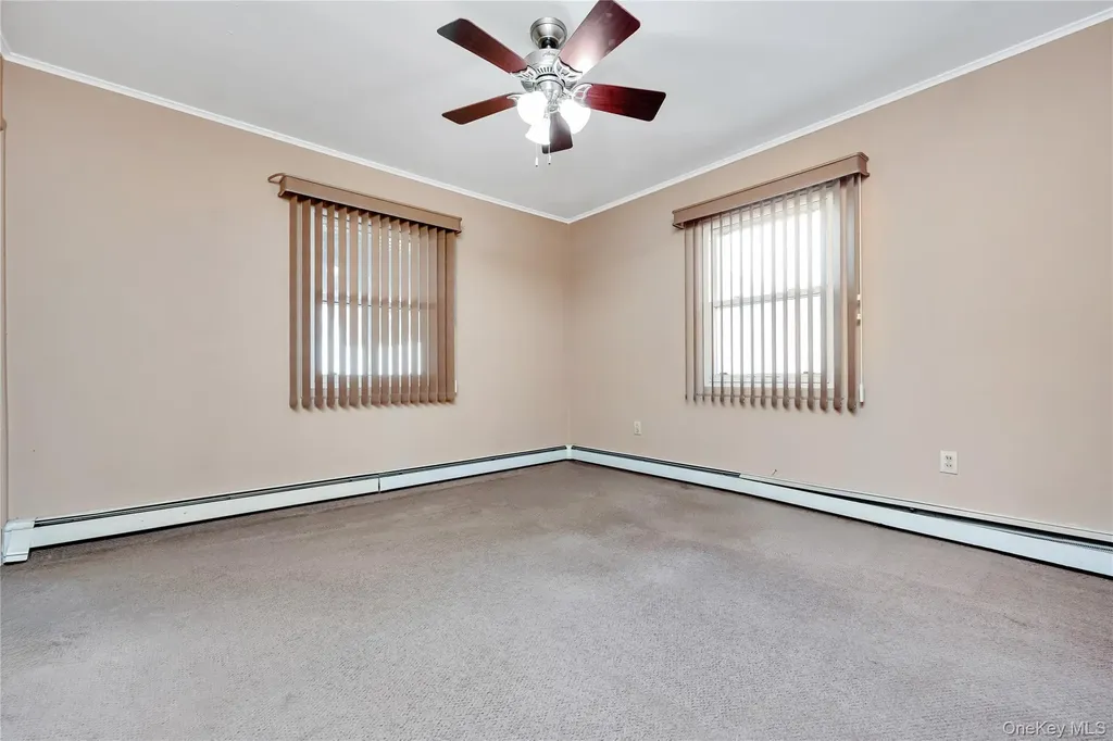 44 Sparrow Lane Levittown NY 11756