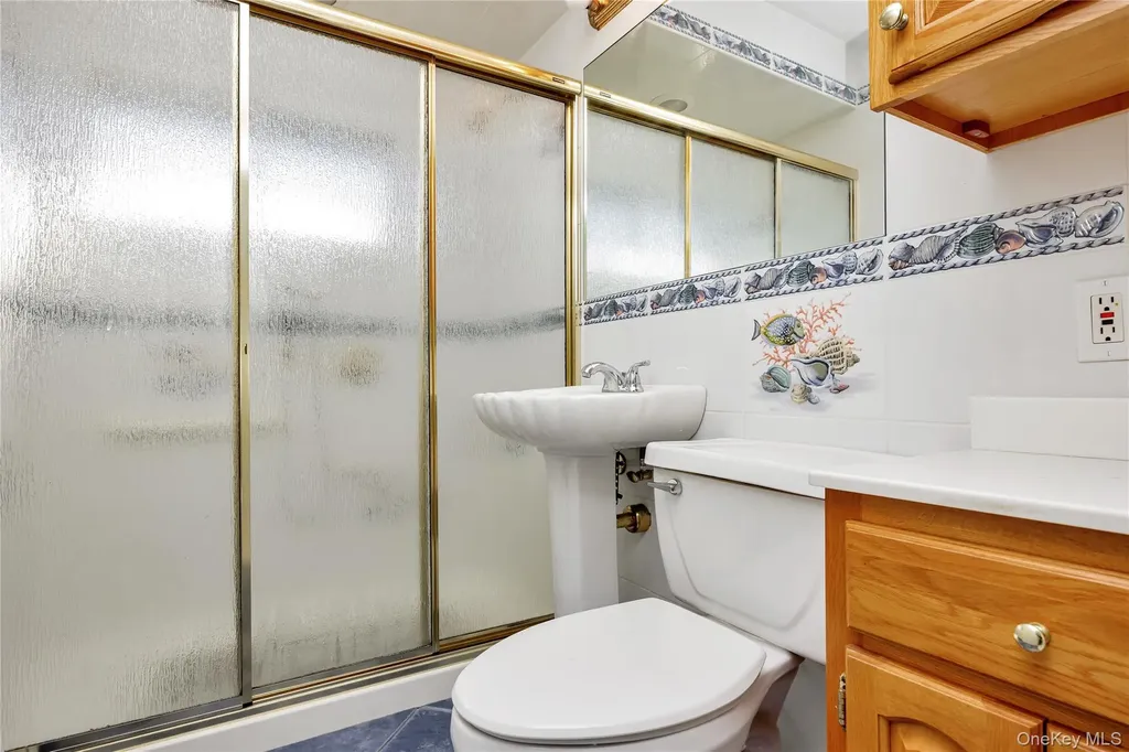 44 Sparrow Lane Levittown NY 11756