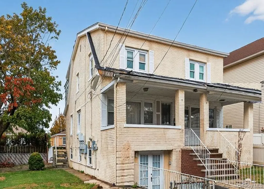 166 Jerome Avenue Staten Island NY 10305