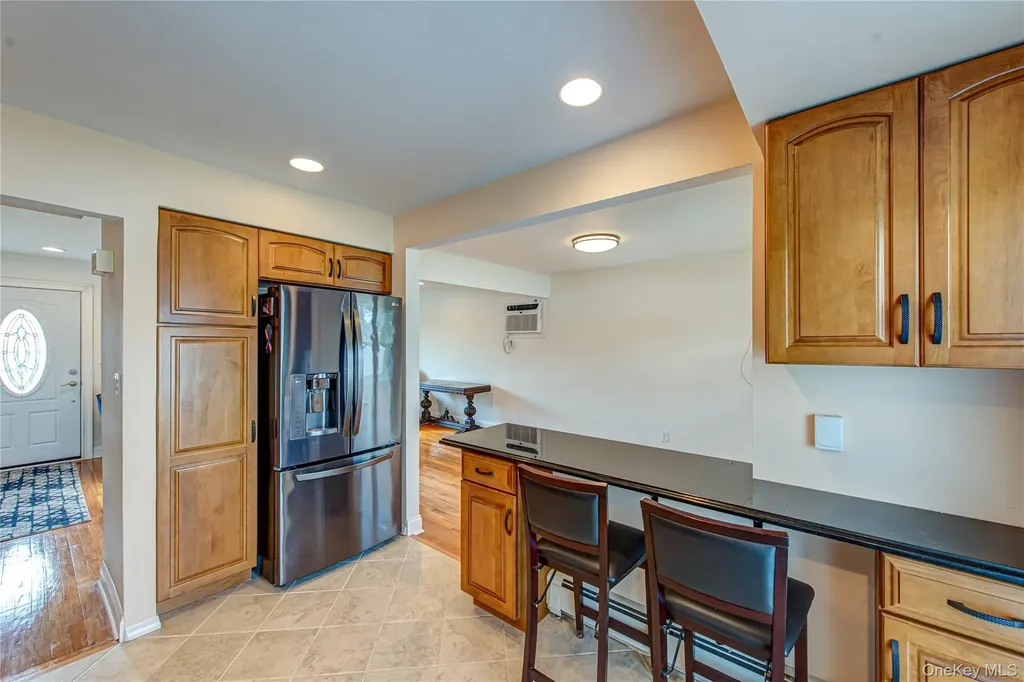 49 Spector Lane Plainview NY 11803