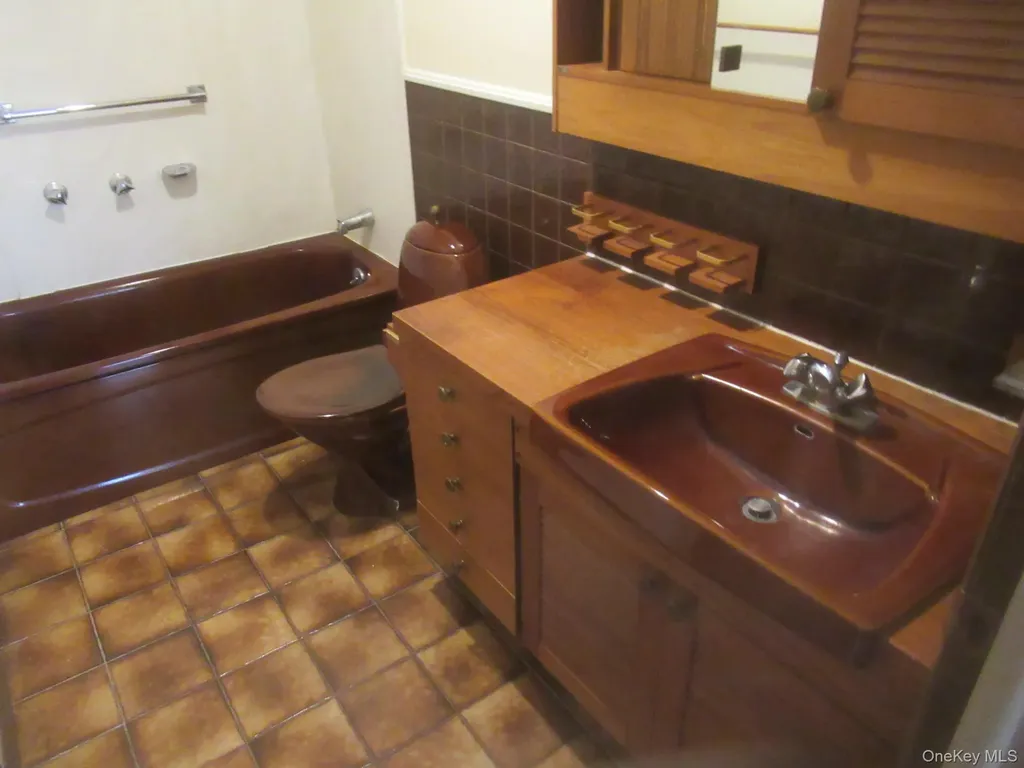 77 Brothers Road Wappingers Falls NY 12590