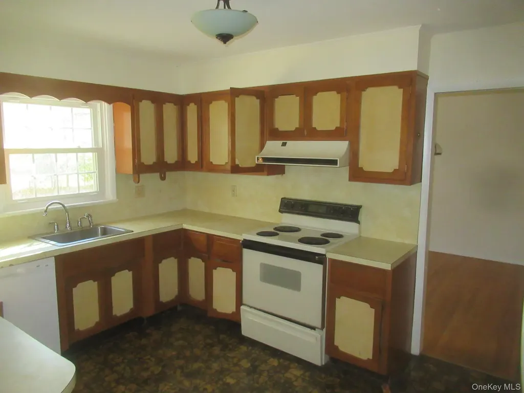 77 Brothers Road Wappingers Falls NY 12590