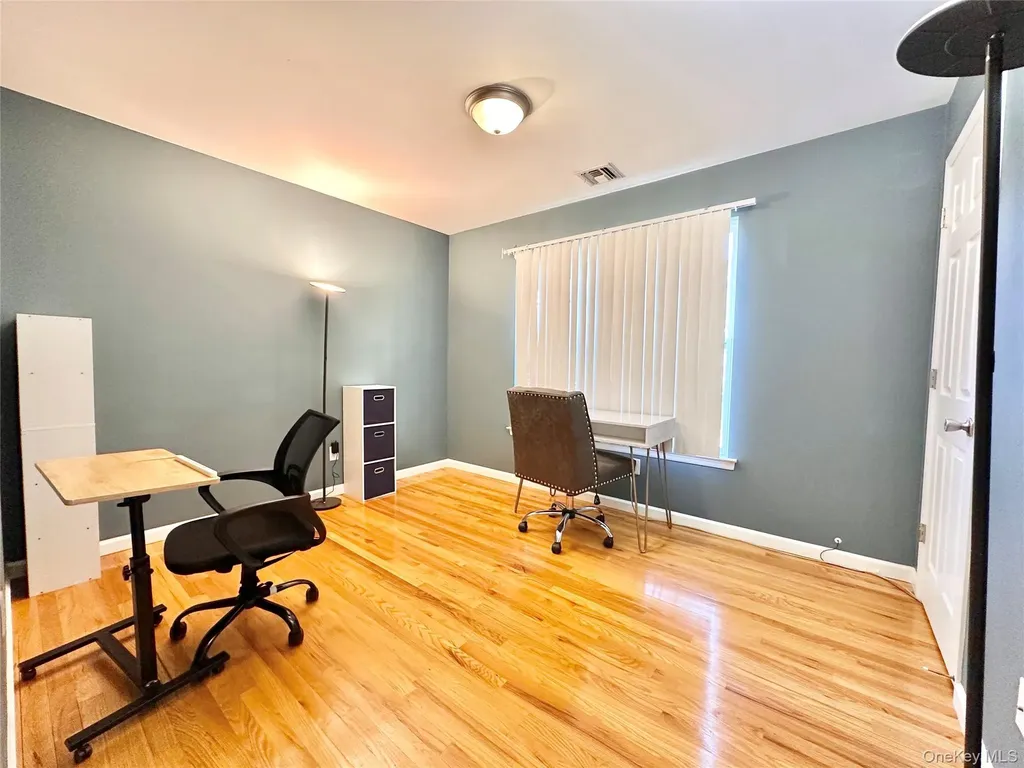 59 Hammond Lane Centereach NY 11720