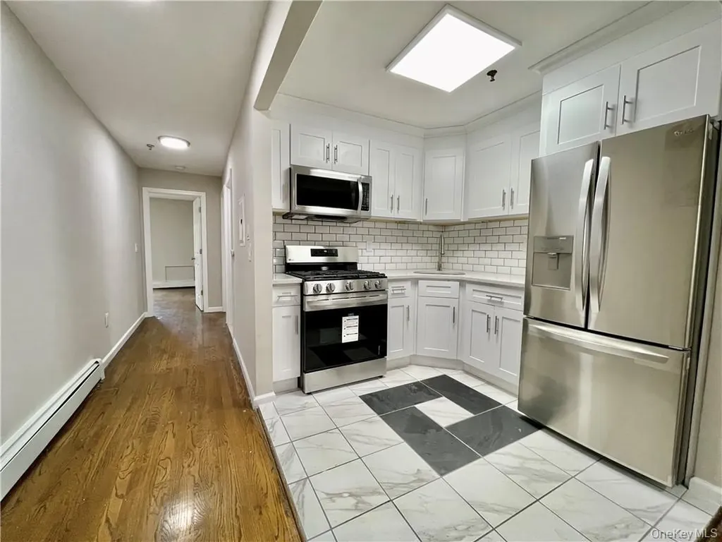 3099 Heath Avenue Bronx NY 10463