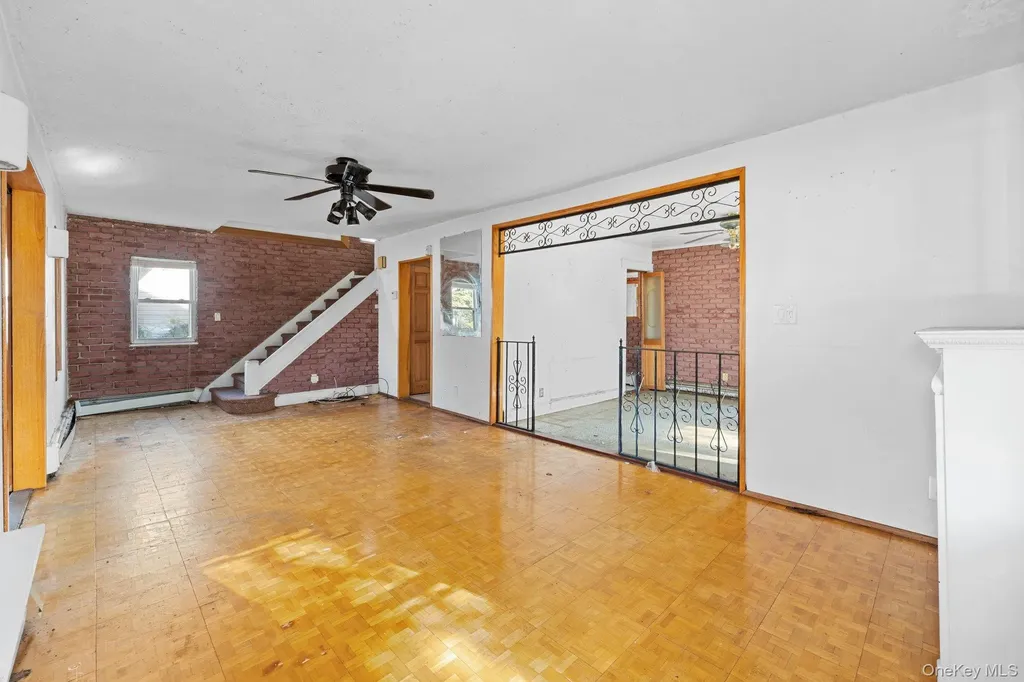 268 Grand Avenue Freeport NY 11520