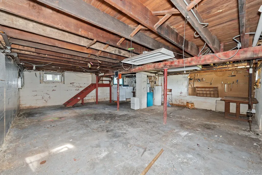 268 Grand Avenue Freeport NY 11520