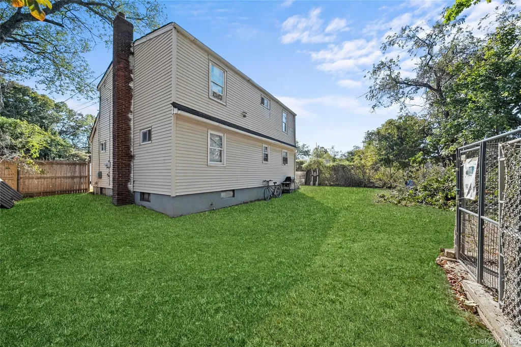 1739 Harrison Avenue Bay Shore NY 11706