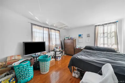 1739 Harrison Avenue Bay Shore NY 11706