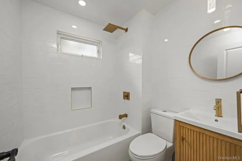 4622 Avenue M Brooklyn NY 11234