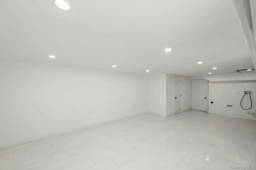 4622 Avenue M Brooklyn NY 11234