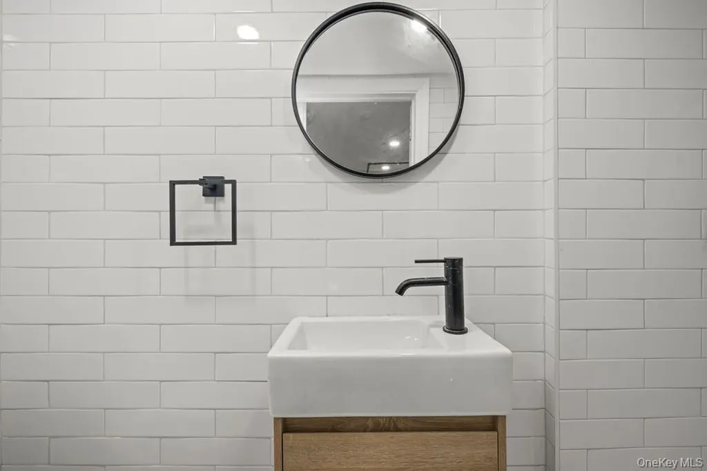 4622 Avenue M Brooklyn NY 11234