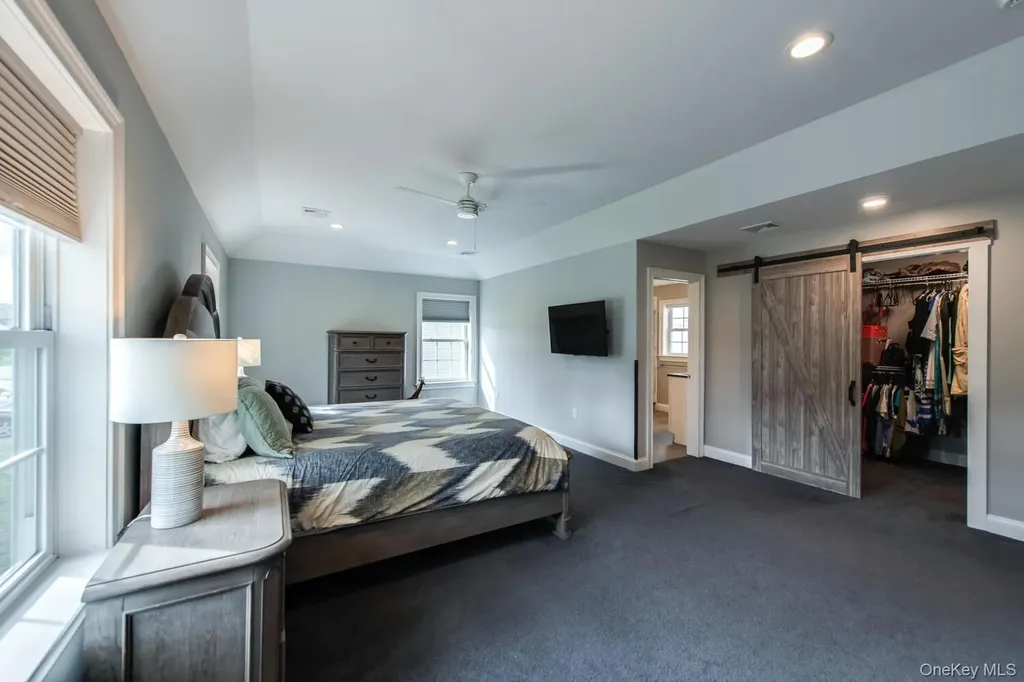 140 Stratford Drive Poughkeepsie NY 12603
