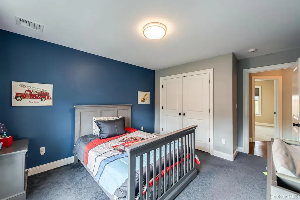140 Stratford Drive Poughkeepsie NY 12603
