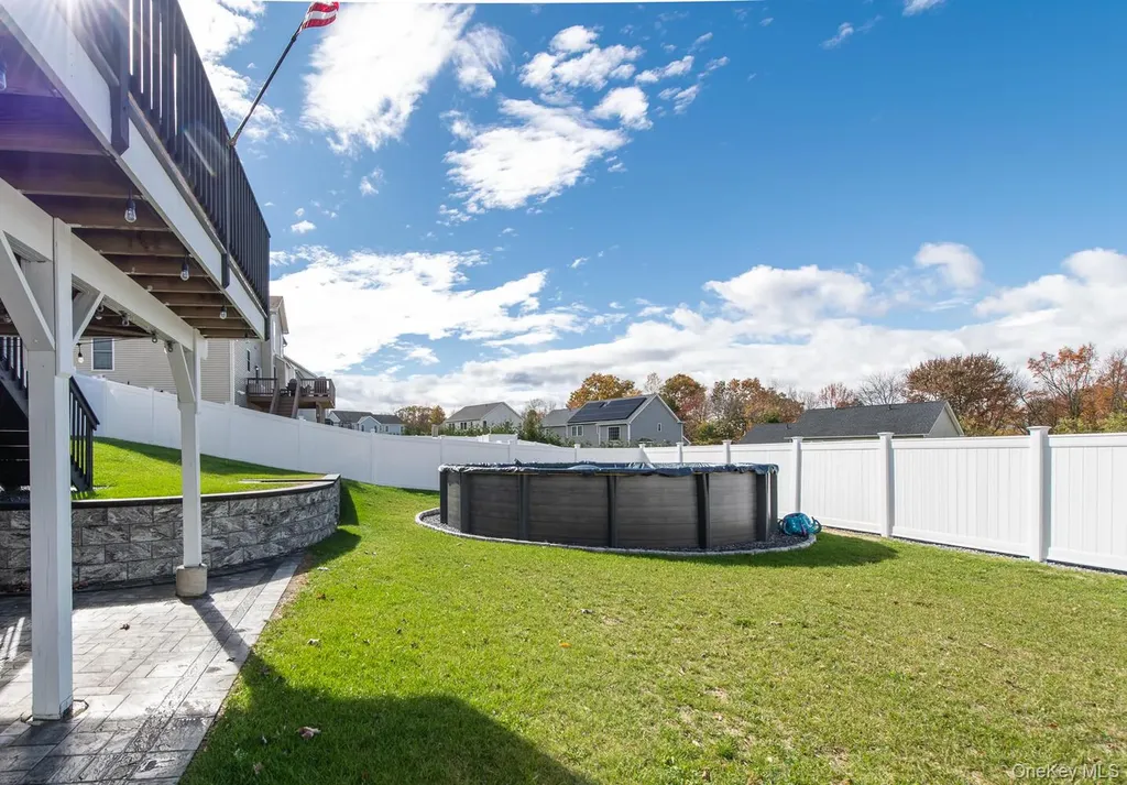 140 Stratford Drive Poughkeepsie NY 12603