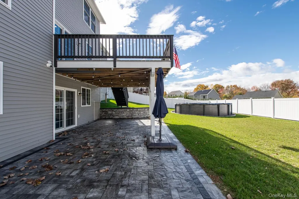 140 Stratford Drive Poughkeepsie NY 12603