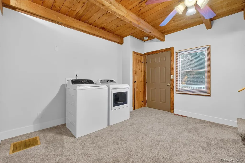 618 Salt Point Turnpike Poughkeepsie NY 12601