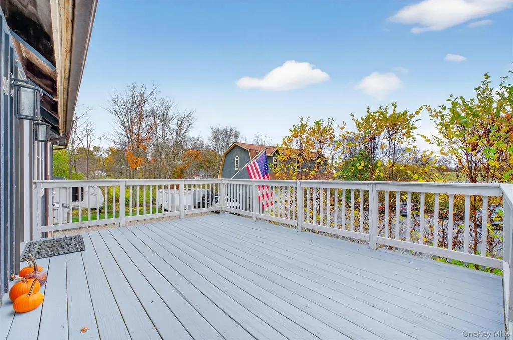 618 Salt Point Turnpike Poughkeepsie NY 12601