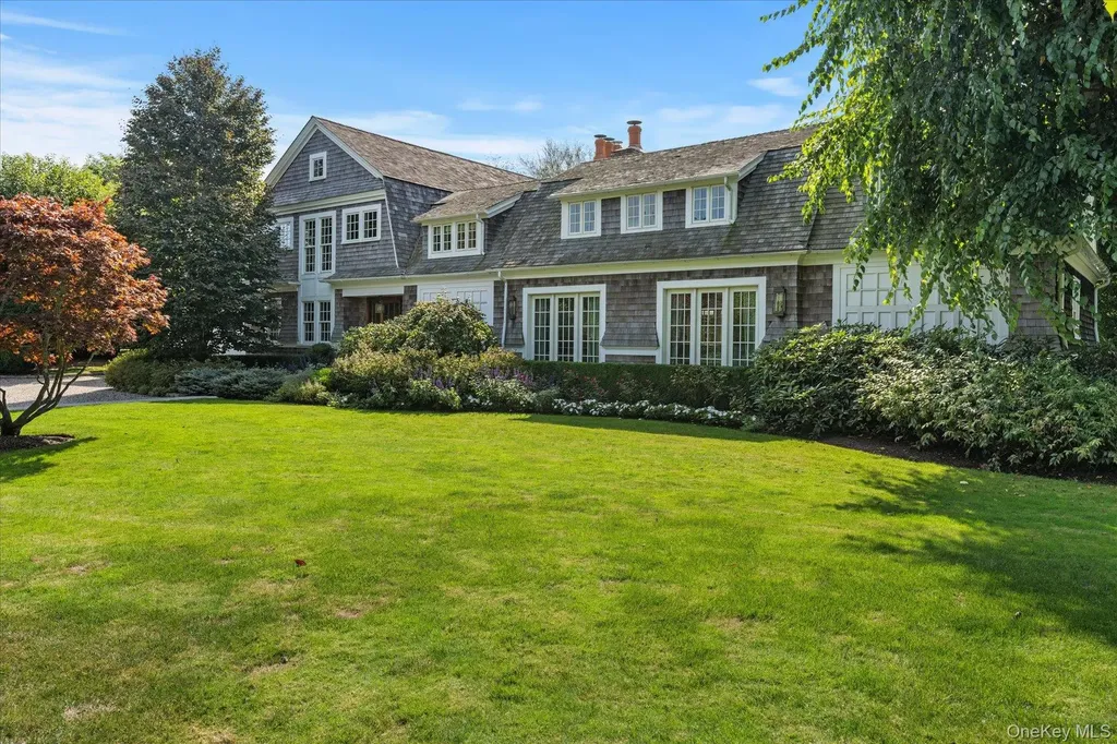 231 Flying Point Road Southampton NY 11968