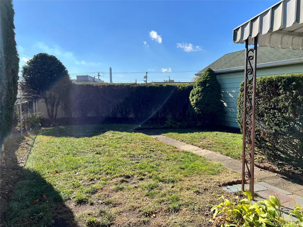 40 Lafayette Avenue Westbury NY 11590