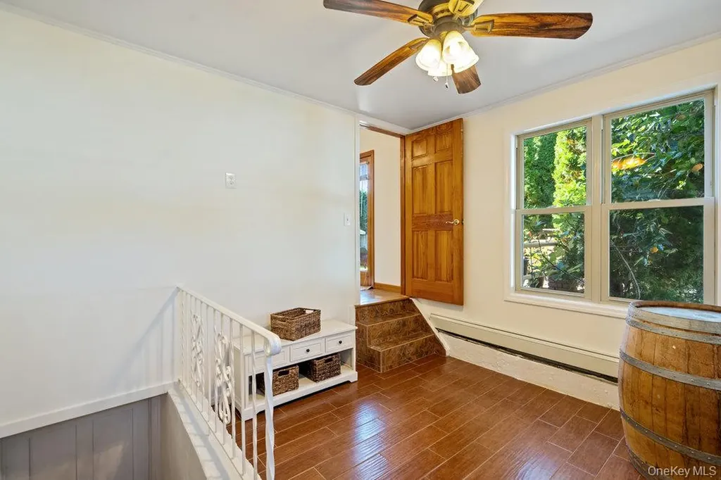 91 15th Avenue West Babylon NY 11704