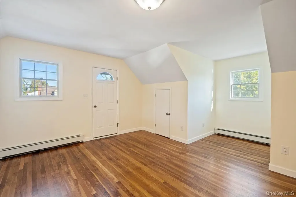 91 15th Avenue West Babylon NY 11704