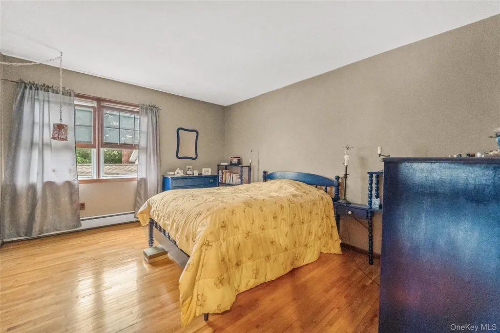 25 Meadowbrook Place Yonkers NY 10703