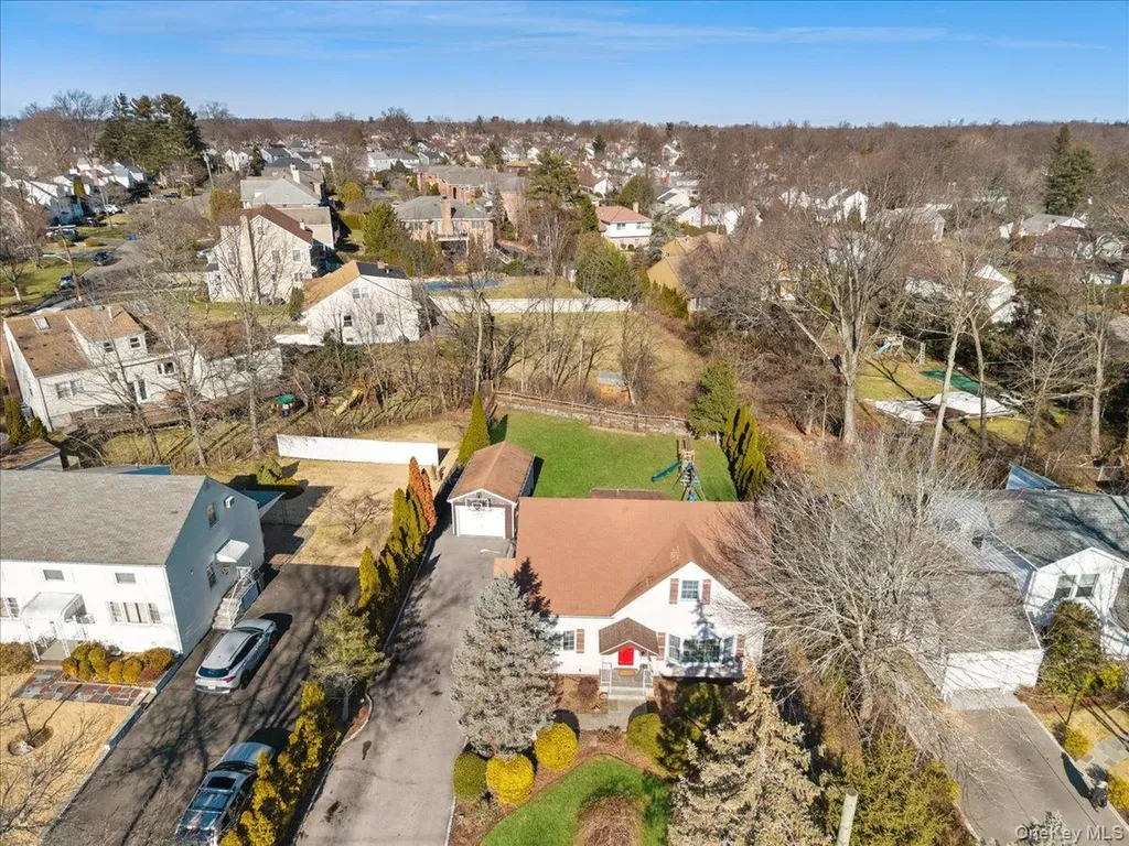 149 Hilburn Road Scarsdale NY 10583