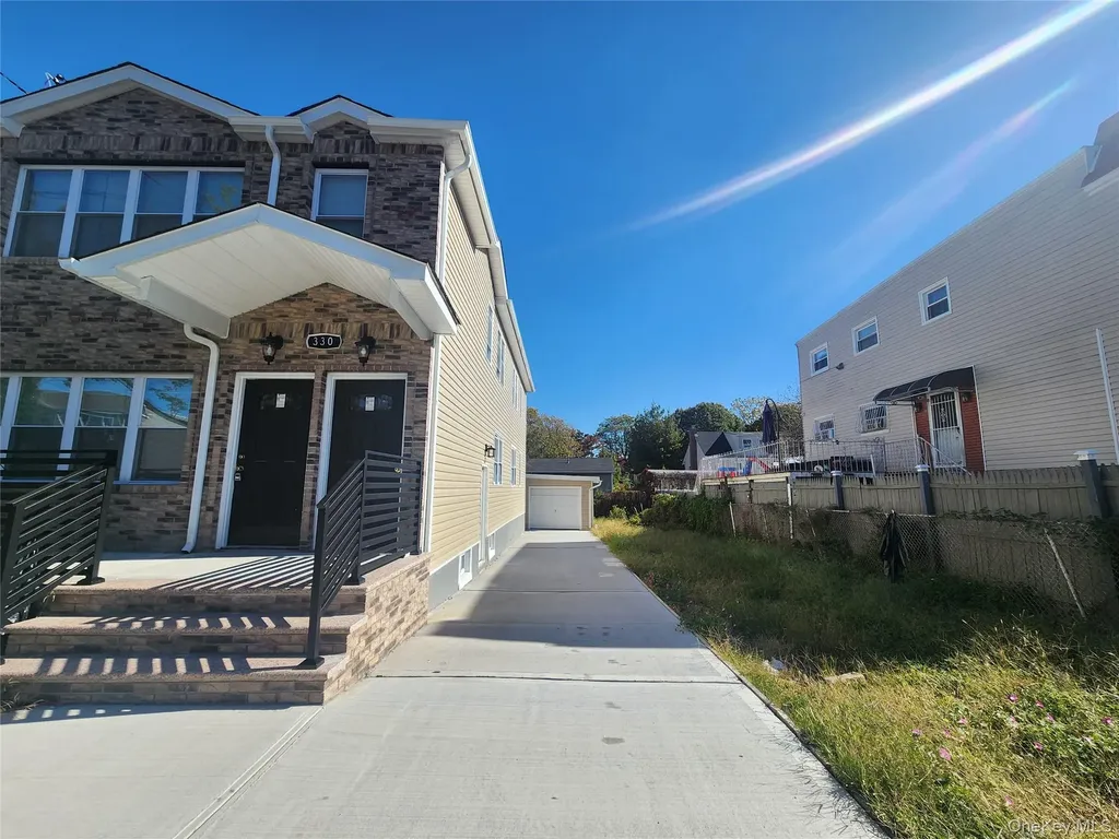 330 Taylor Avenue Bronx NY 10473