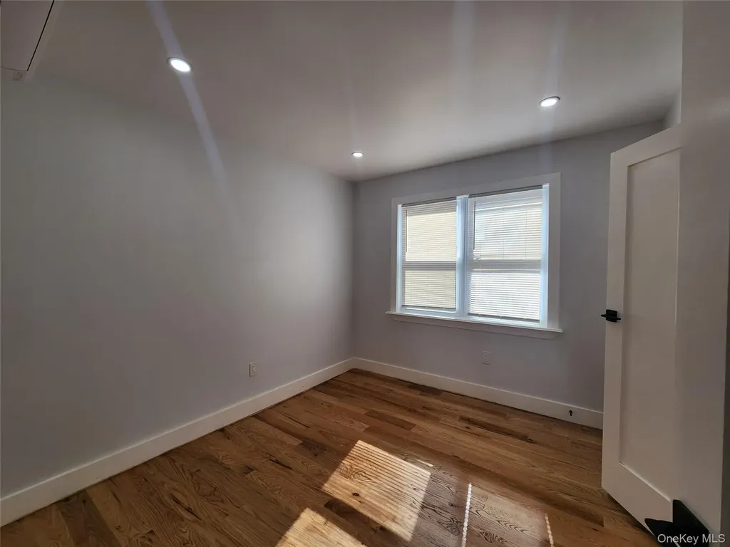 330 Taylor Avenue Bronx NY 10473