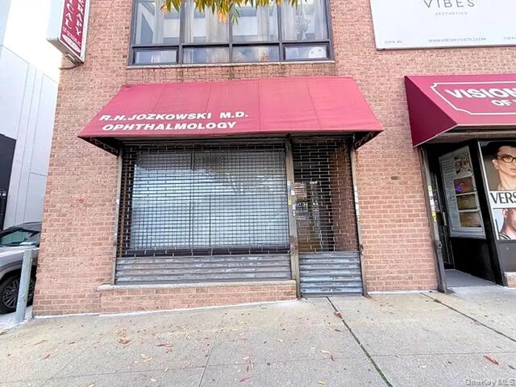 150-12 14th Avenue Whitestone NY 11357