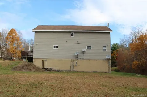 400 Round Lake Road Rhinebeck NY 12572