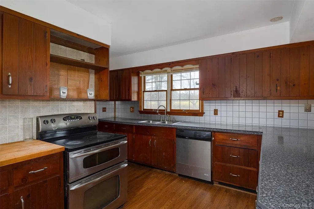 1 Peach Road Poughkeepsie NY 12601