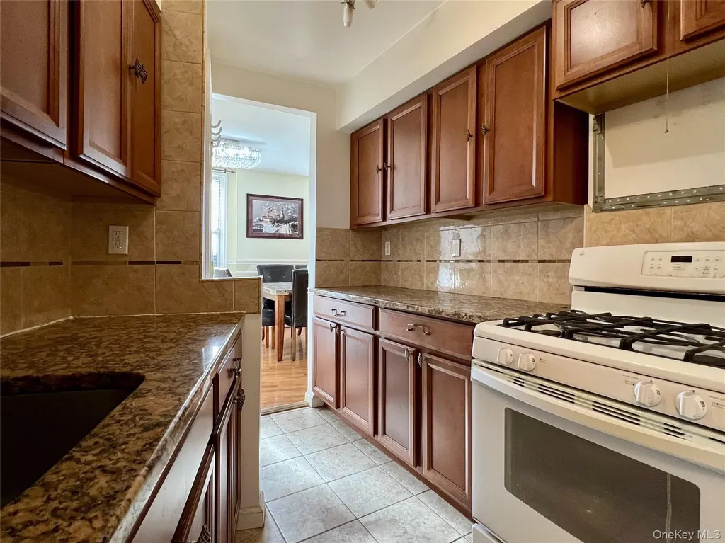 86-16 60th Avenue Elmhurst NY 11373