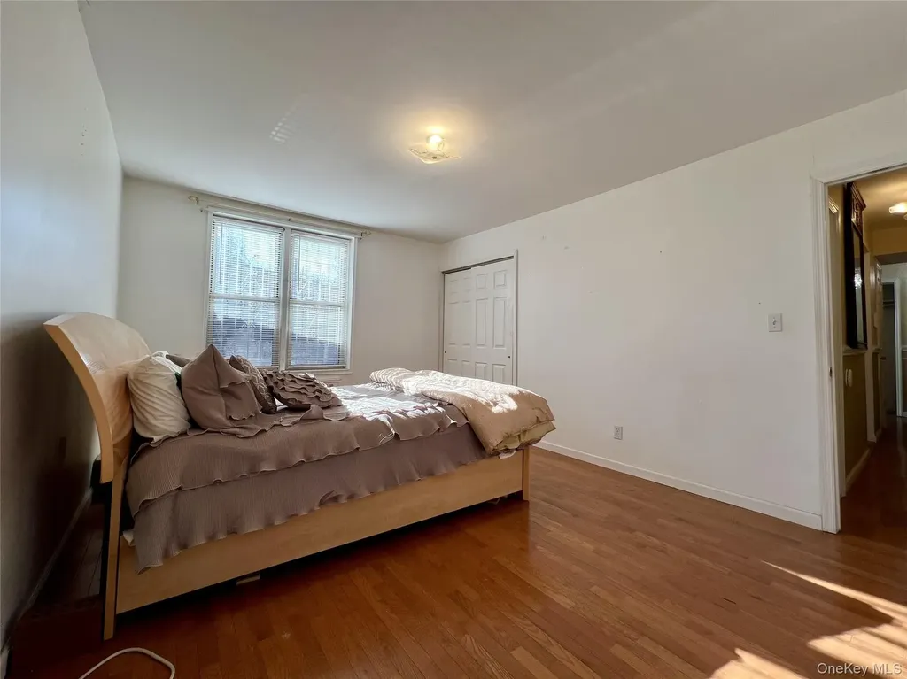 86-16 60th Avenue Elmhurst NY 11373