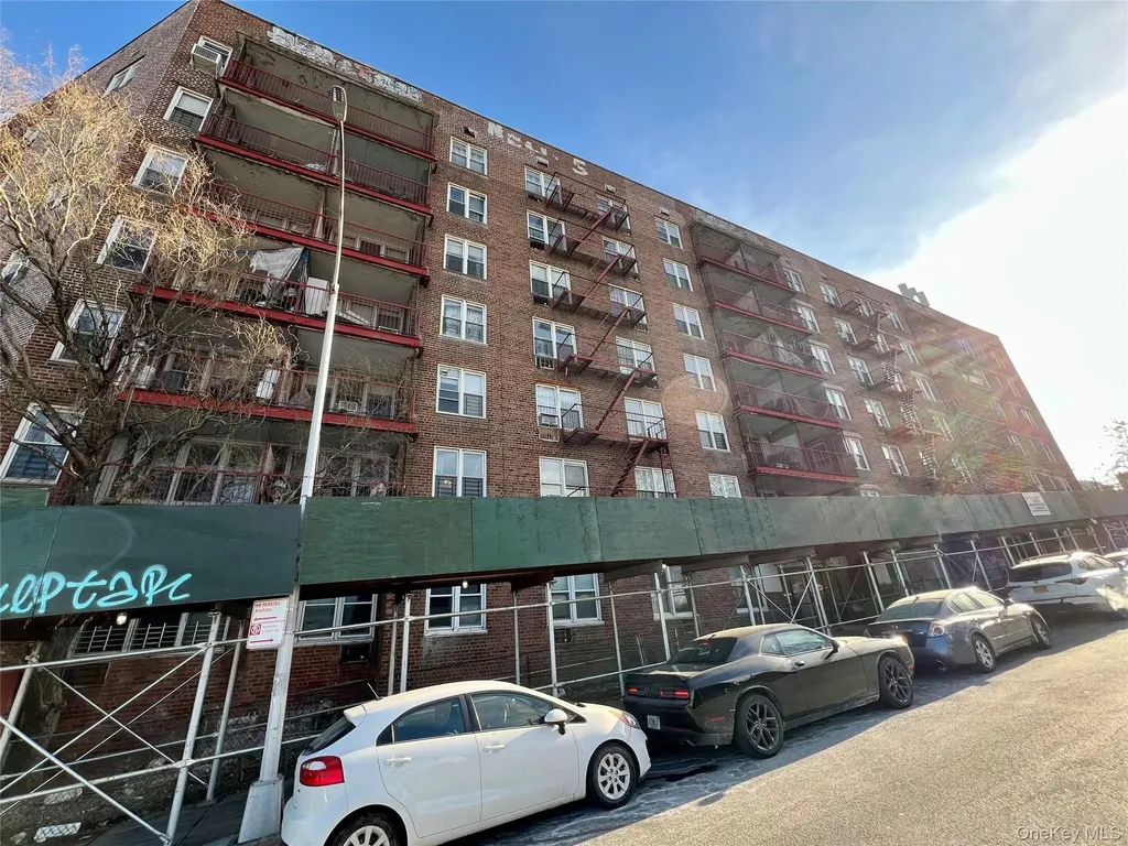 86-16 60th Avenue Elmhurst NY 11373