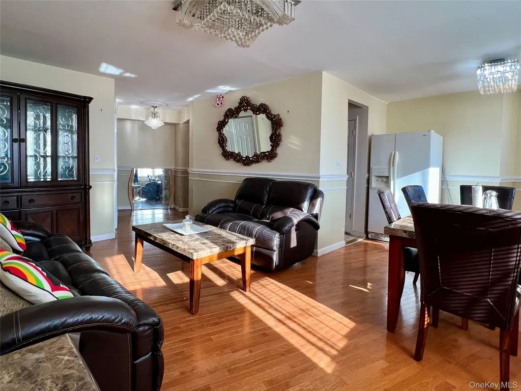 86-16 60th Avenue Elmhurst NY 11373
