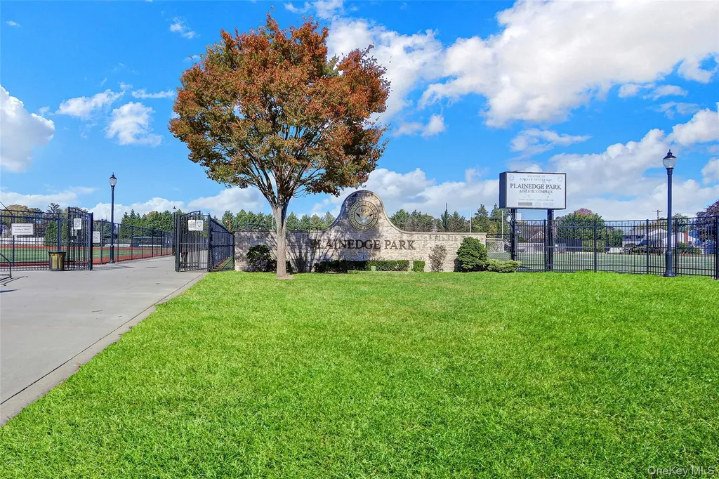 2 Rose Drive Massapequa NY 11758