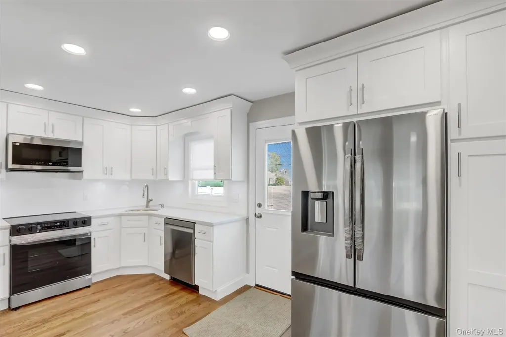 2 Rose Drive Massapequa NY 11758